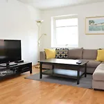 Three Bedroom Apartment In Oslo, Seljeveien 21